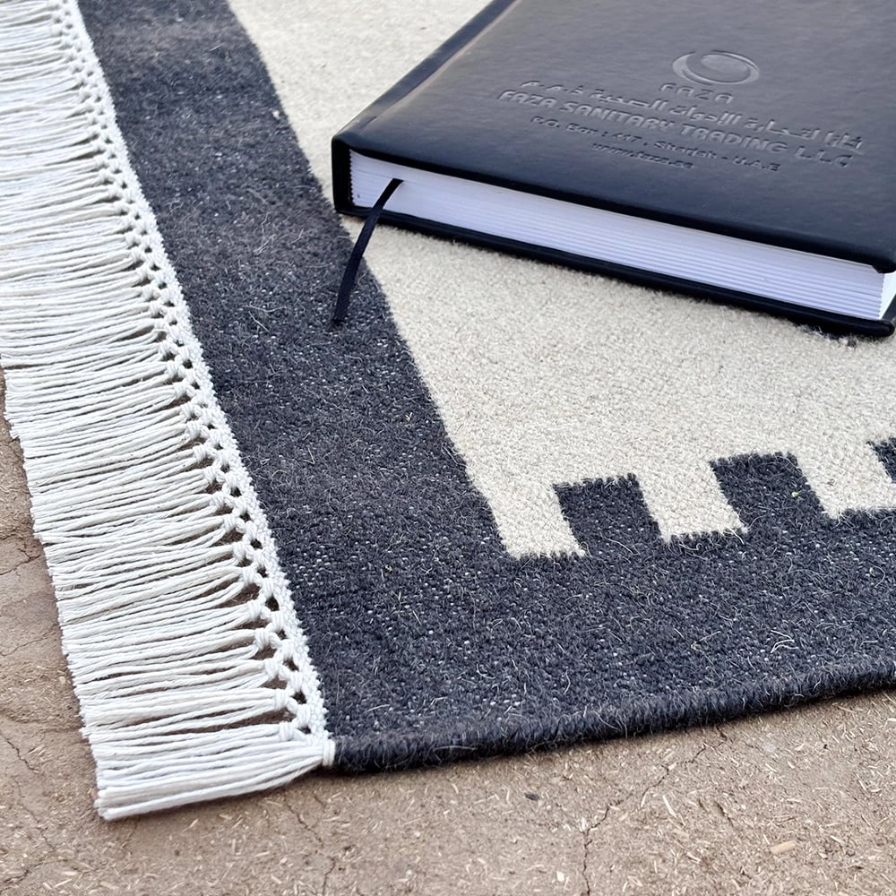 Handmade Multicolor Wool Vintage Dhurrie For Living